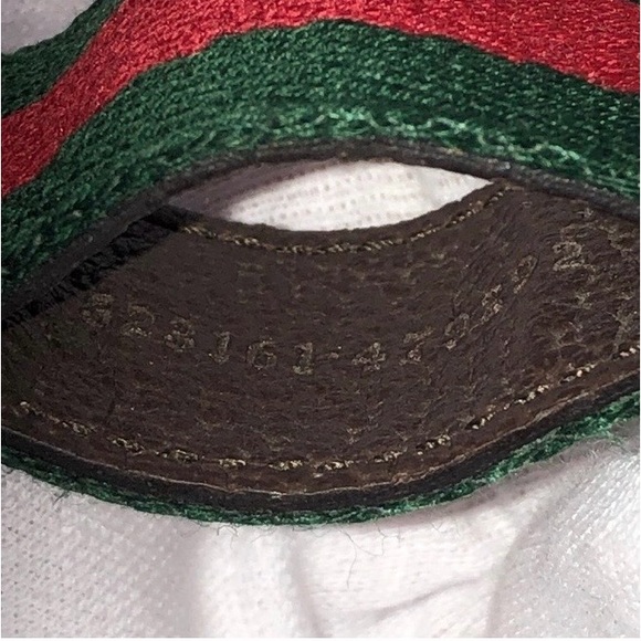 Gucci Sherry Line Luxury Green and Red Keychain - Picture 4 of 6